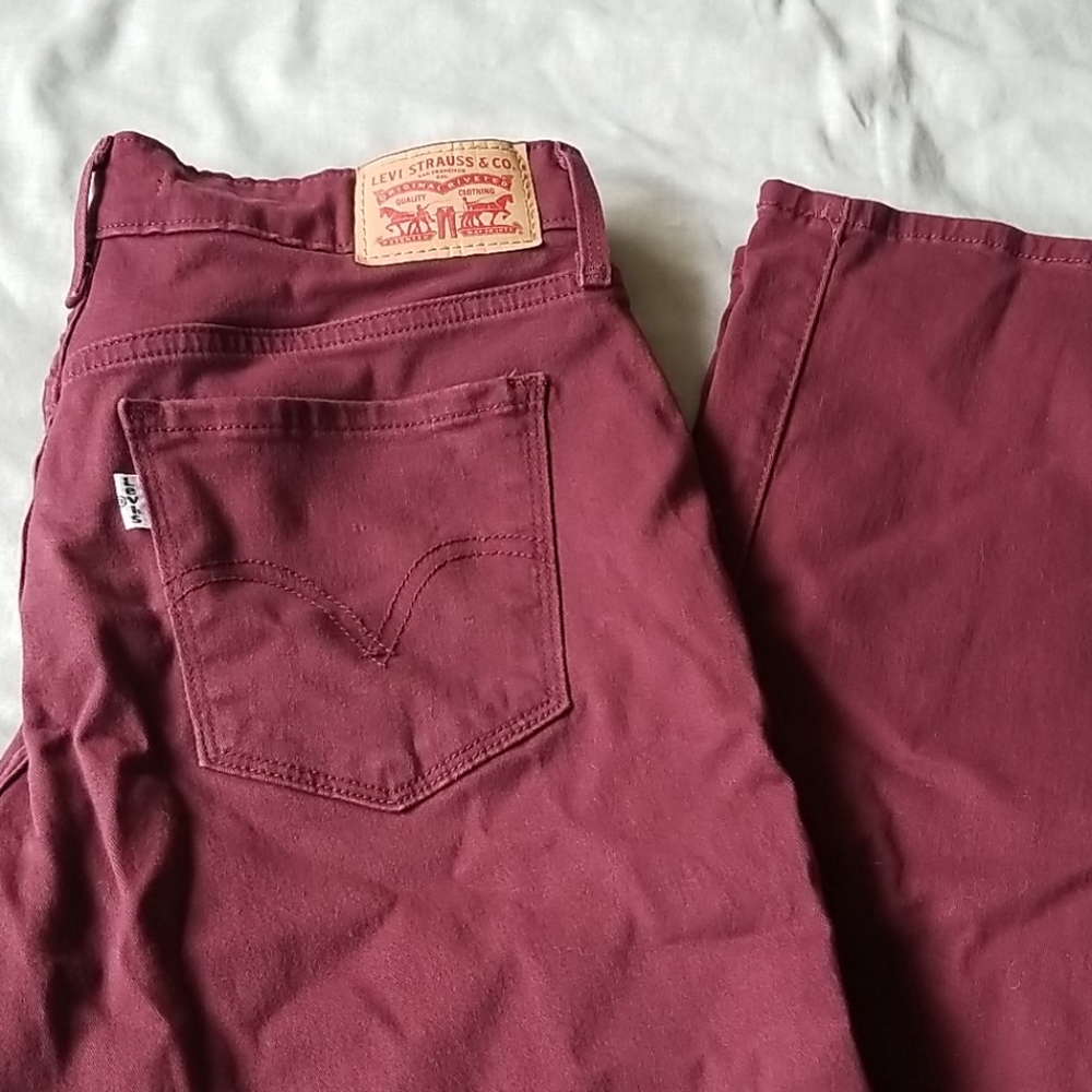 Maroon Levi 505 pants